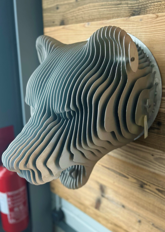 Tête d'ours 3D en aluminium